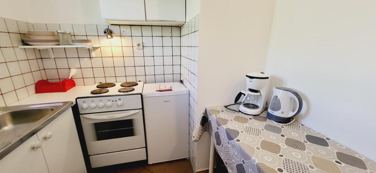 Apartments Italo By El-Pi Tours ニヴィーチェ エクステリア 写真